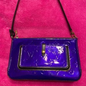 Louis Vuitton Mallory Handbag